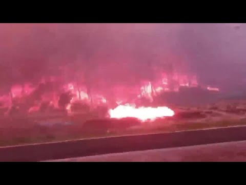 韓国の山火事で500人超避難、数十棟の建物が焼失　死者が出たとの報道も