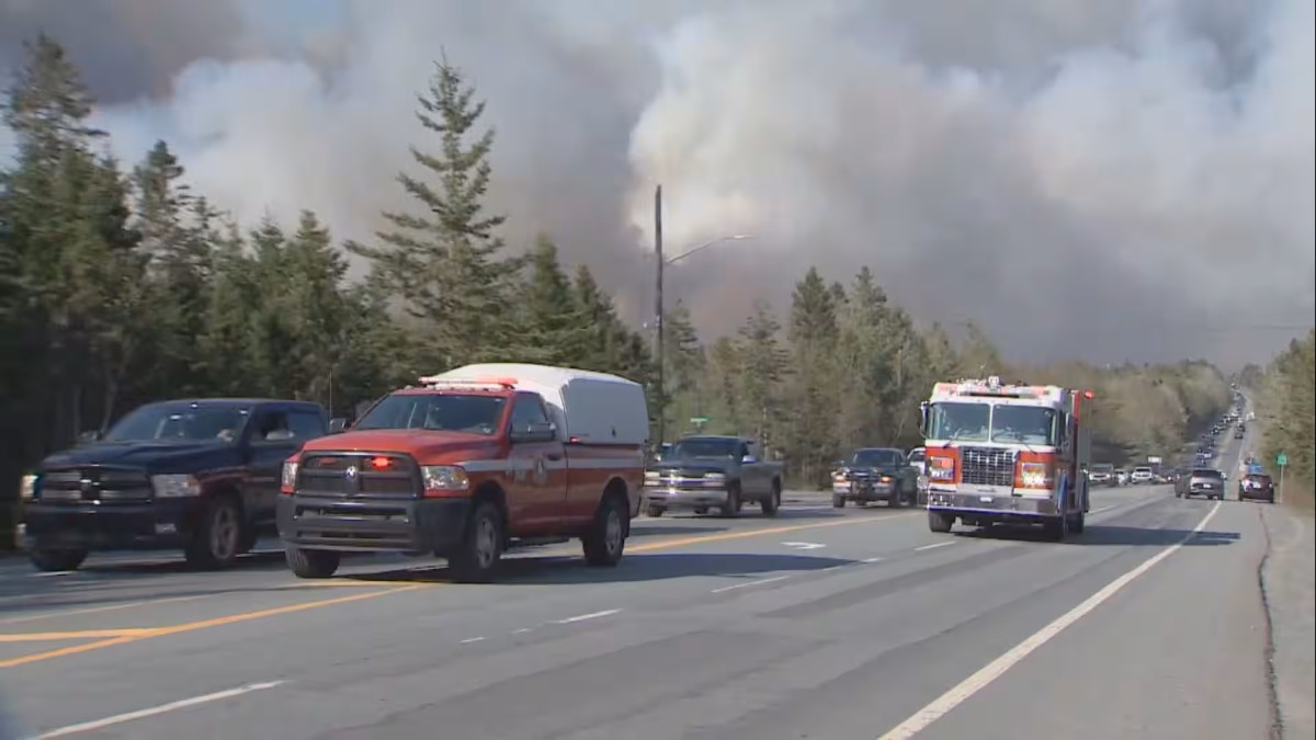 カナダ ノバスコシア州 ハリファクス 山火事