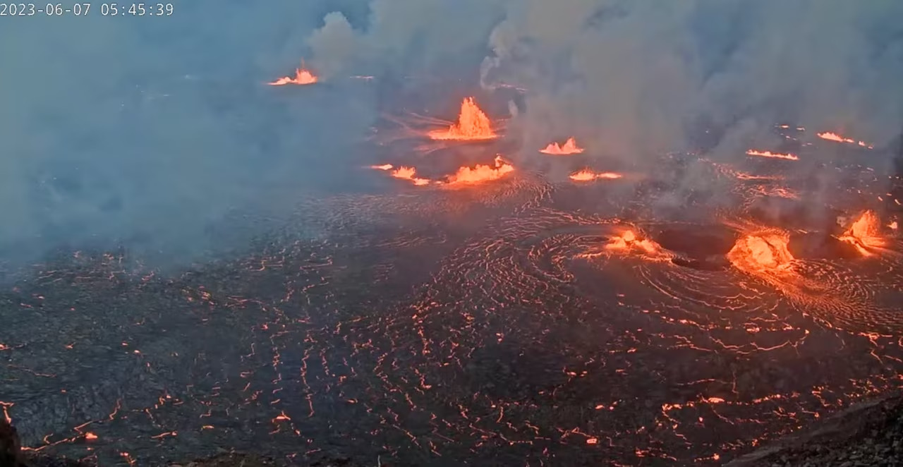 ハワイ キラウエア火山 噴火